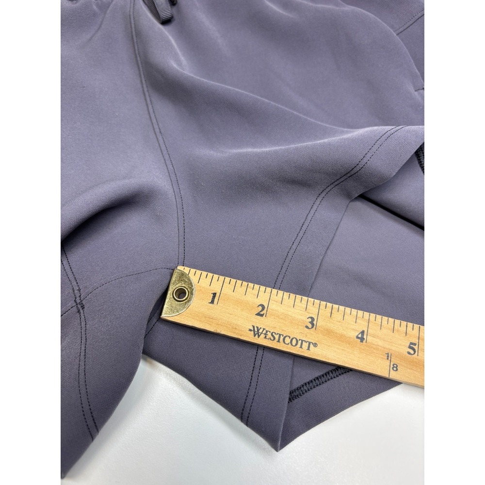 Lululemon Shorts Womens 6 Purple One the Fly Pull On Drawstring Active - Picture 6 of 7